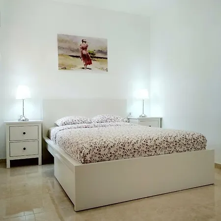 Yellow! Apartament Costa Del Silencio